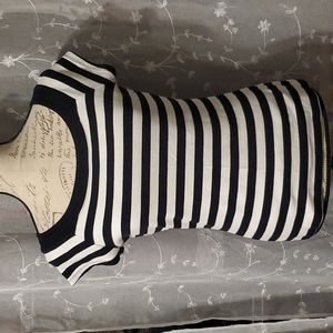 Dressbarn womens size small cap sleeve shirt